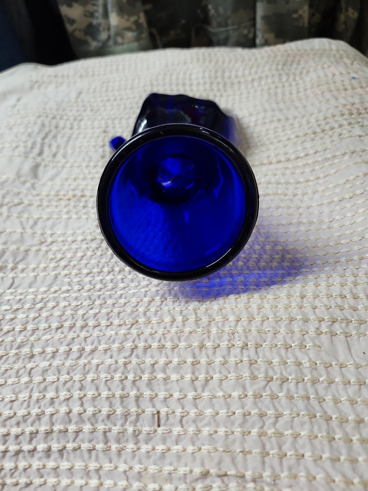 Vintage Cobalt Blue Glass Hand Mannequin Jewelry Display Ring Holder 8″…