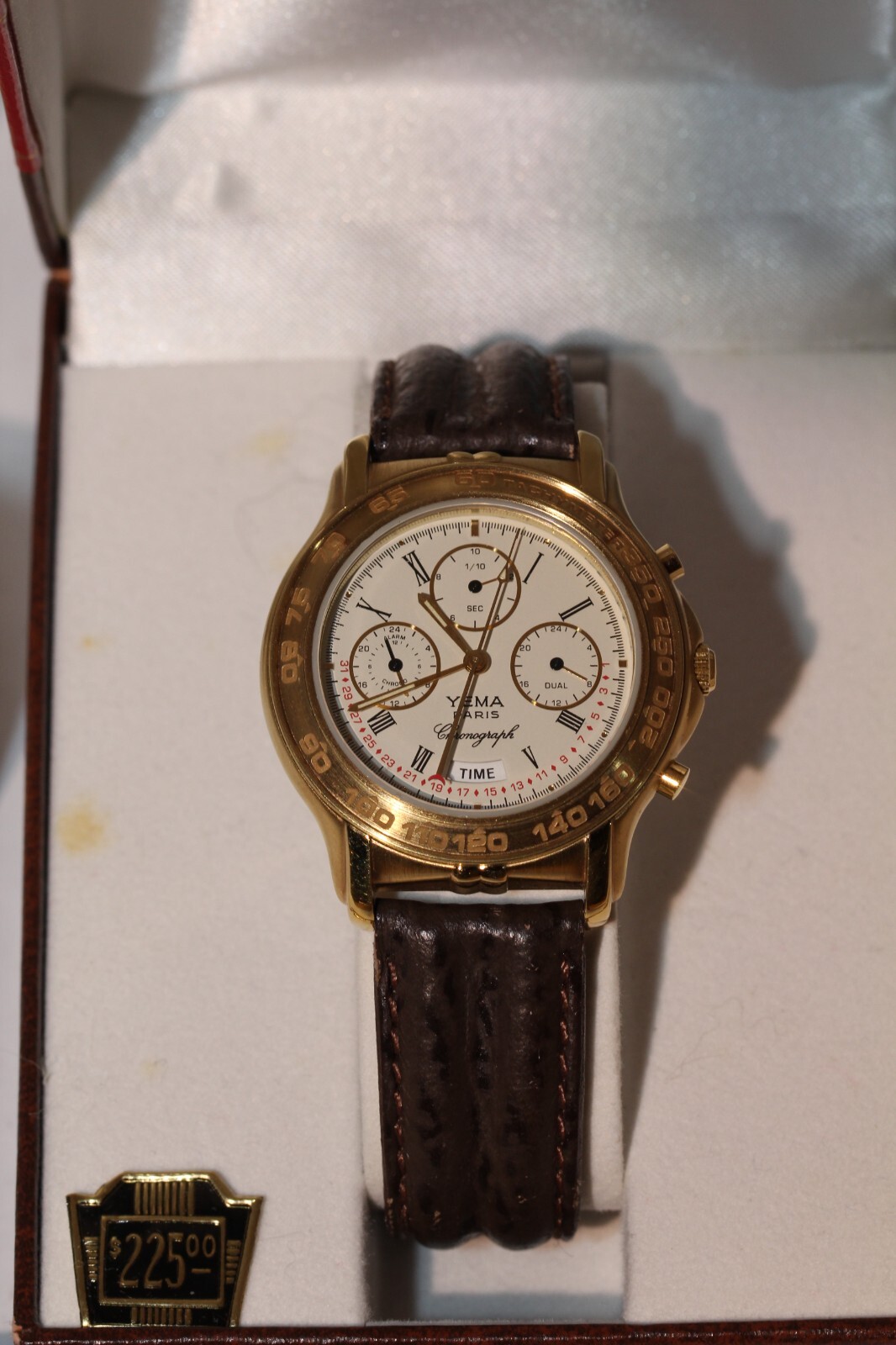 YEMA Paris Gold bezel white dial watch MODEL: Y211fe028