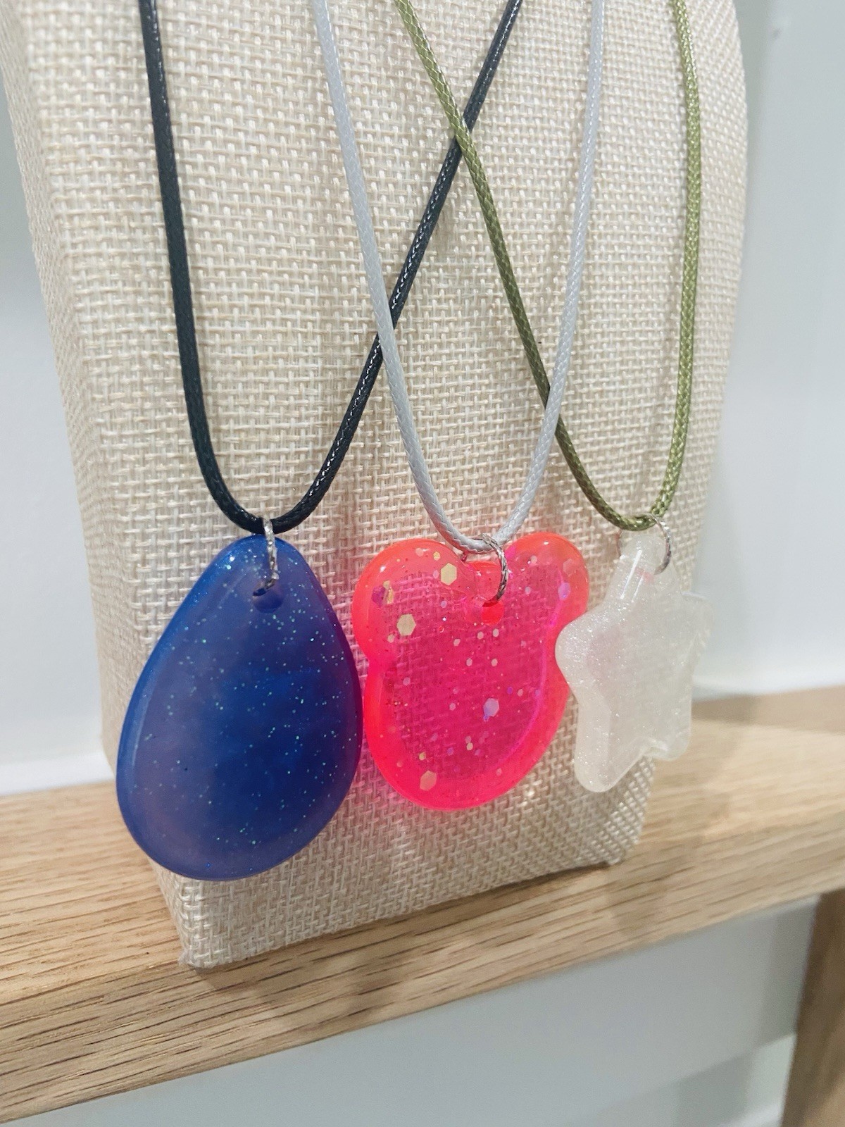 Handcrafted Epoxy Kids Sparkle Shape Necklace Set – Purple, Pink & White Star
