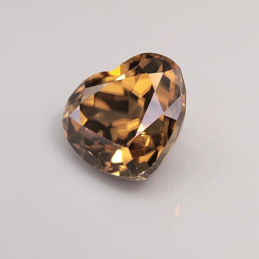 3.59 carats – Lustrous Untreated Cognac Brown Natural Zircon 2507671-14