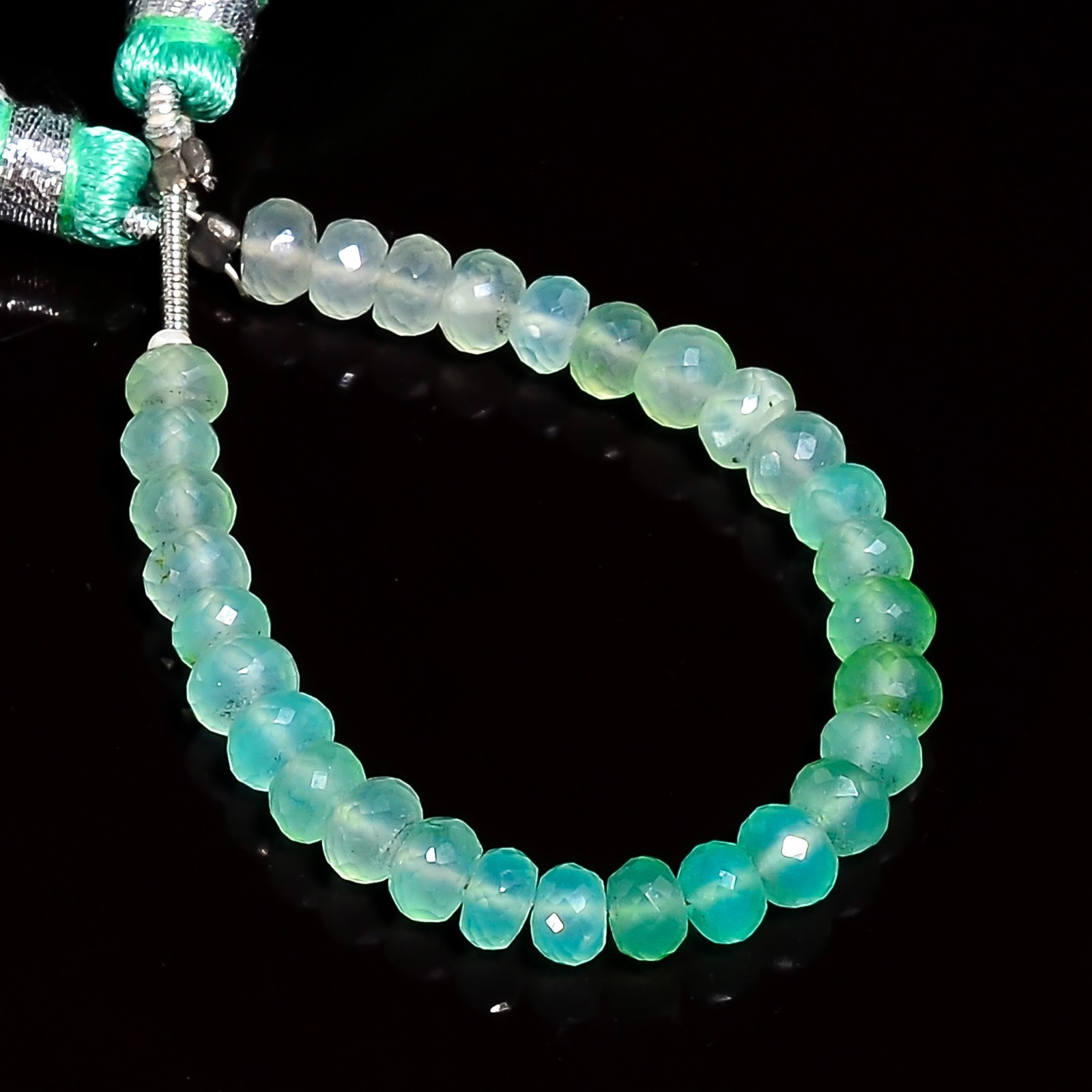 Natural Chrysoprase Gemstone Rondelle Shape Faceted Beads 4X4X3mm Strand 4″ E606