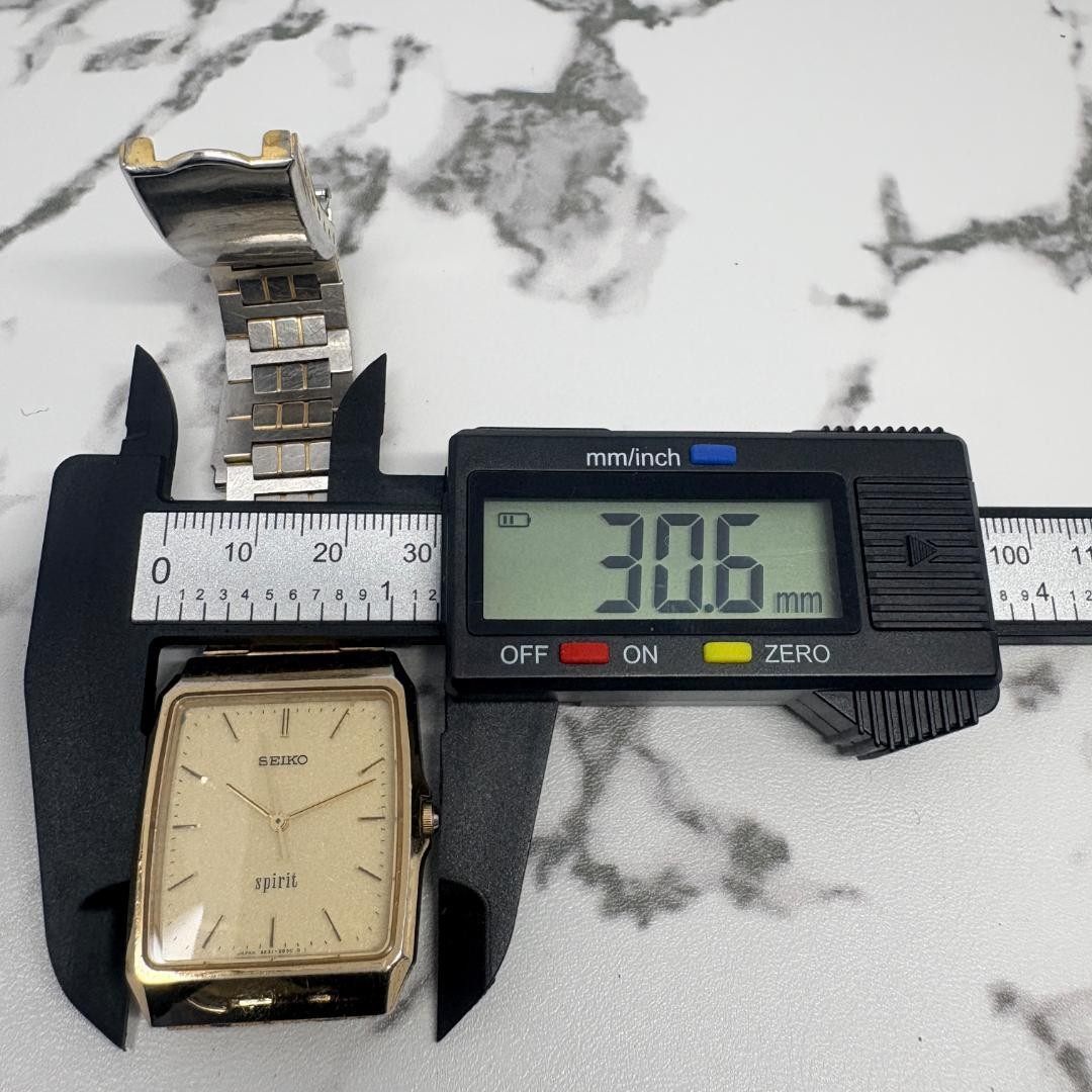 [Working Condition] SEIKO Spirit Square Gold