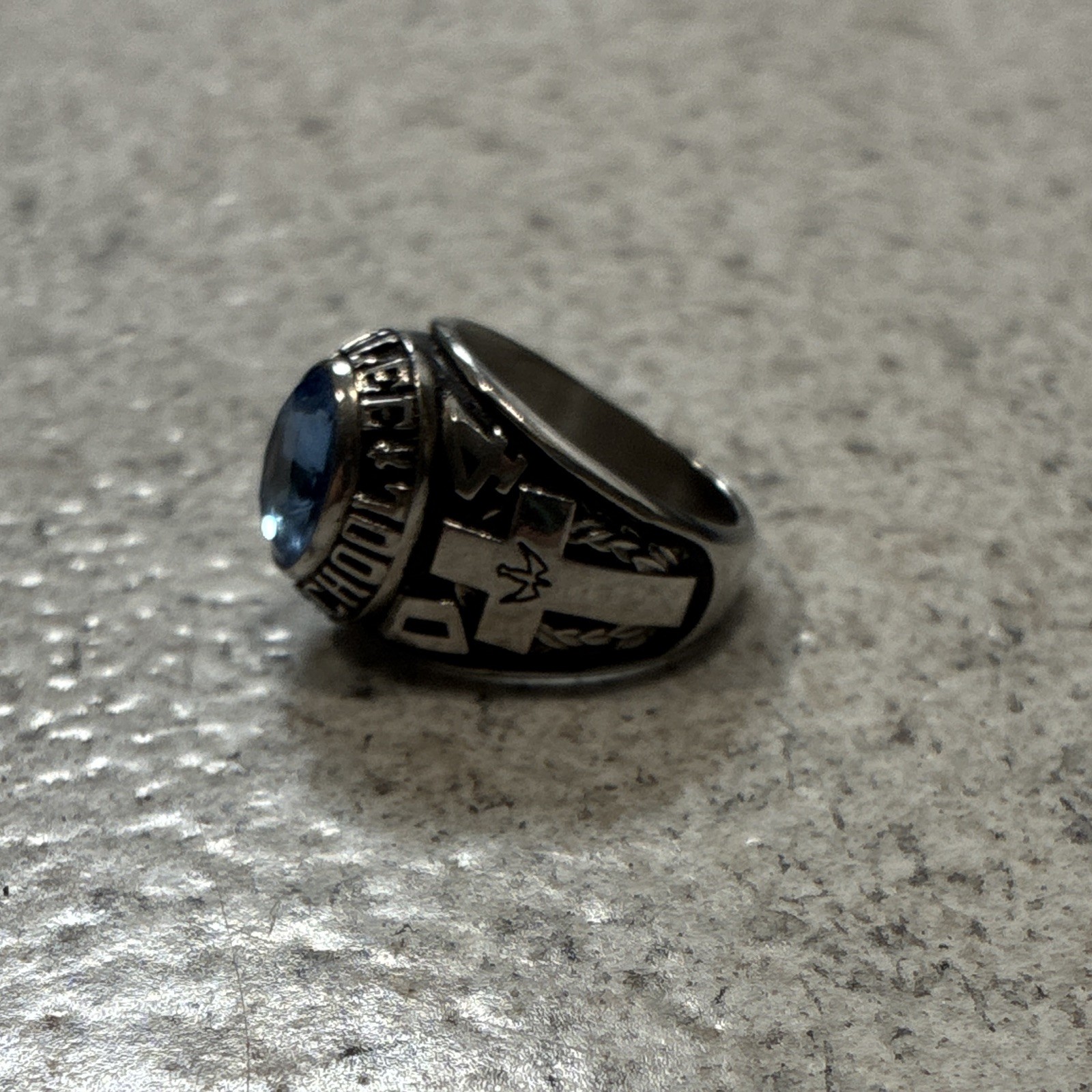 Stainless Steel School Ring Blue Oval Blue Stone Silver Tone Size 5&1/4