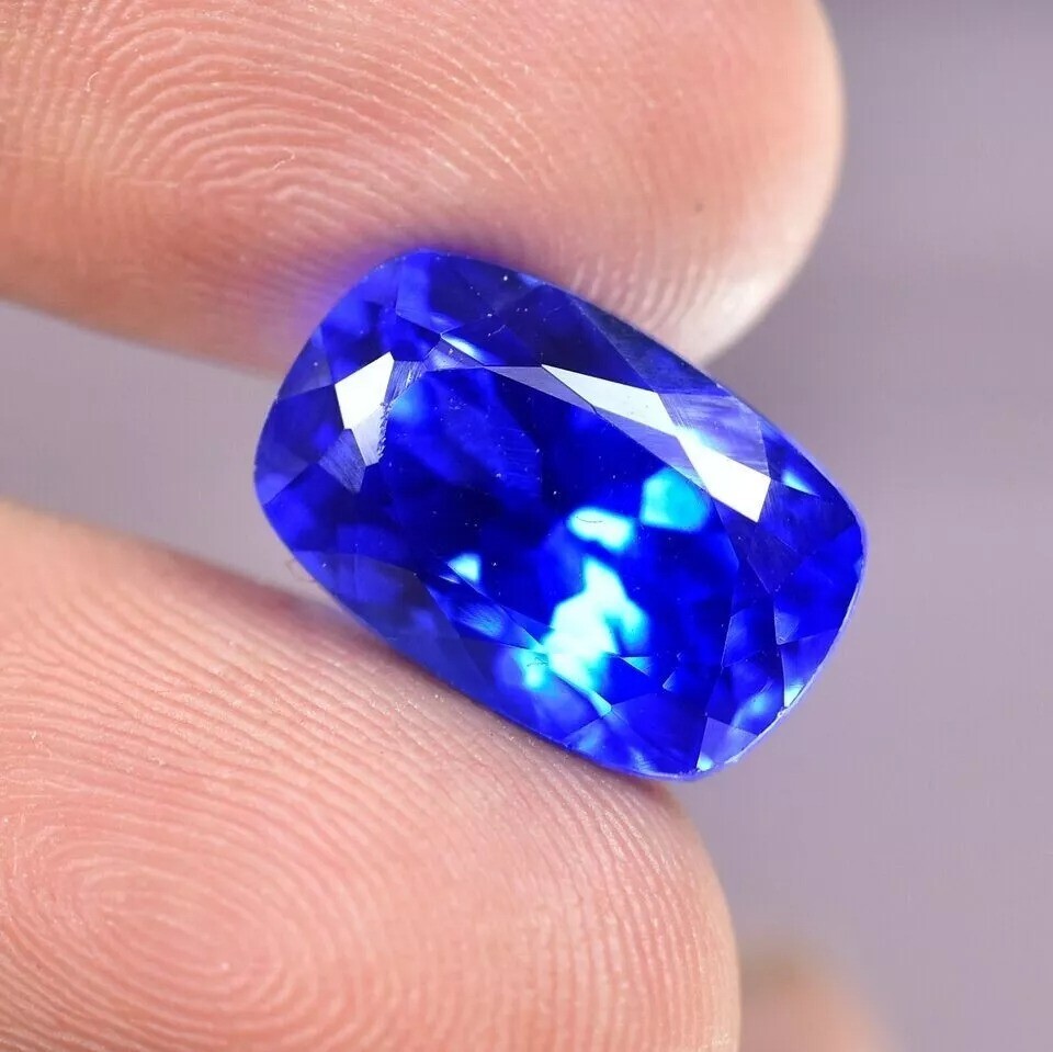 Kashmiri Royal Blue Sapphire 8-10Ct Cushion Natural Loose Gemstone Certified