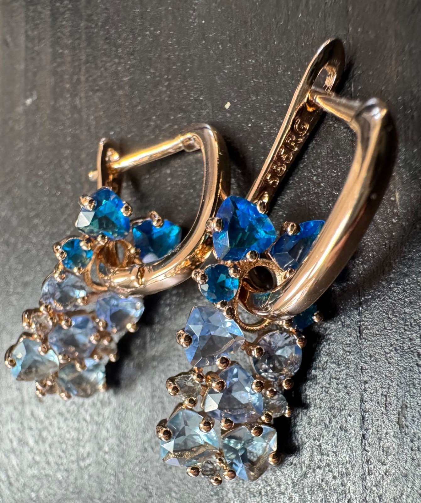 585 14K RG Rose Gold Stamped Allure Ombré Ocean Blue Stud Earrings