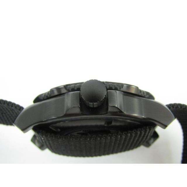 LUMINOX AUTHORIZED FOR NAVY USE SERIES 4220 Quartz Analog Watch AC27214