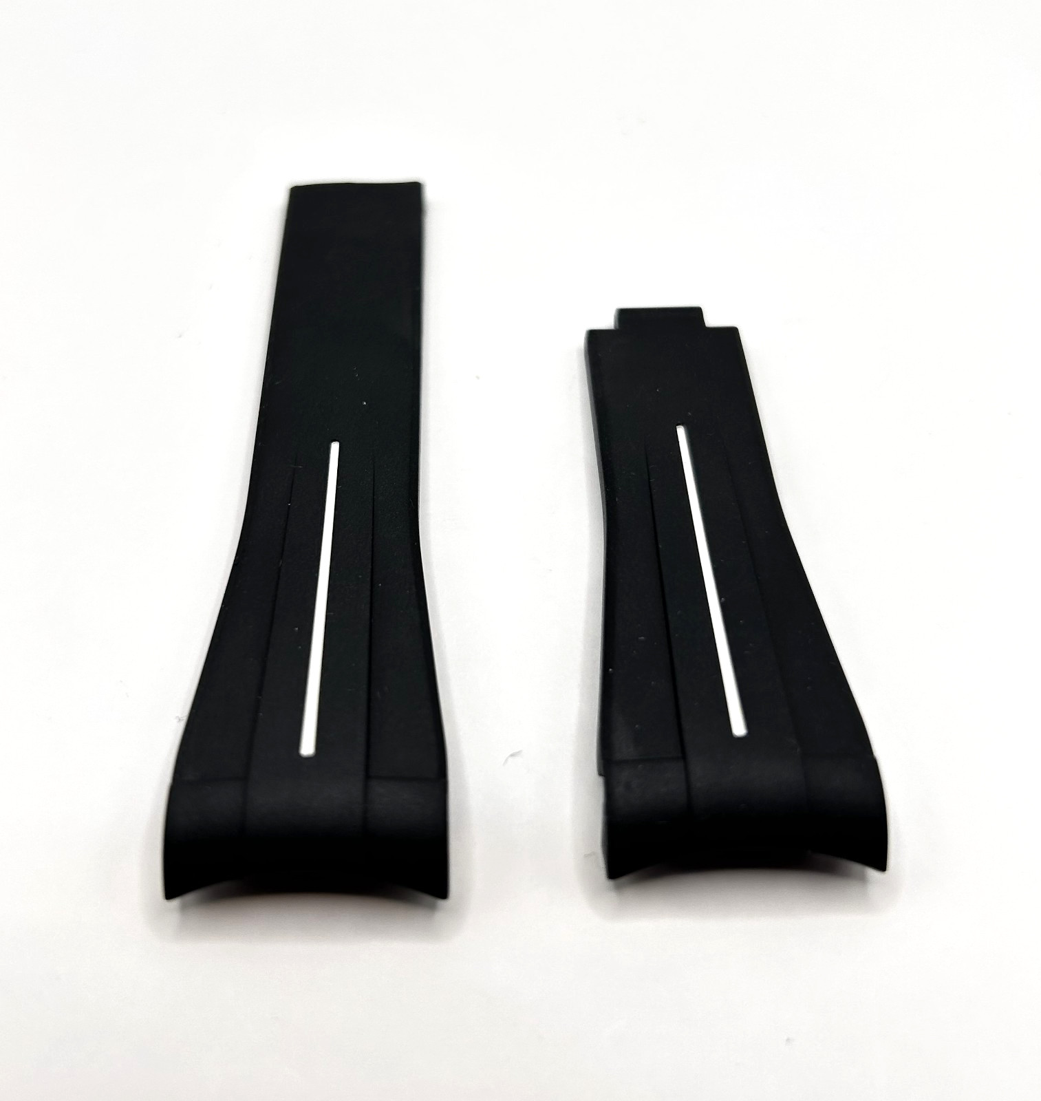 Preowned Genuine Rubber B Strap M105-BK/VCWT For Rolex Explorer II 216570! 61162