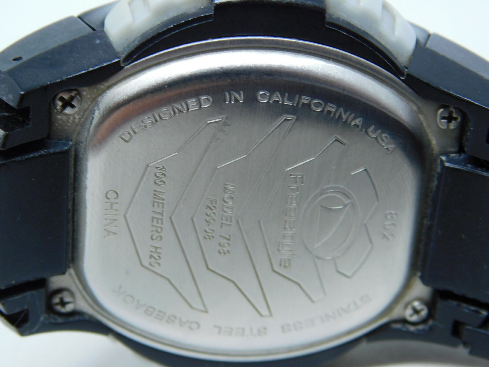 Freestyle USA Design Quartz Digital Men’s Watch Needs a New Band