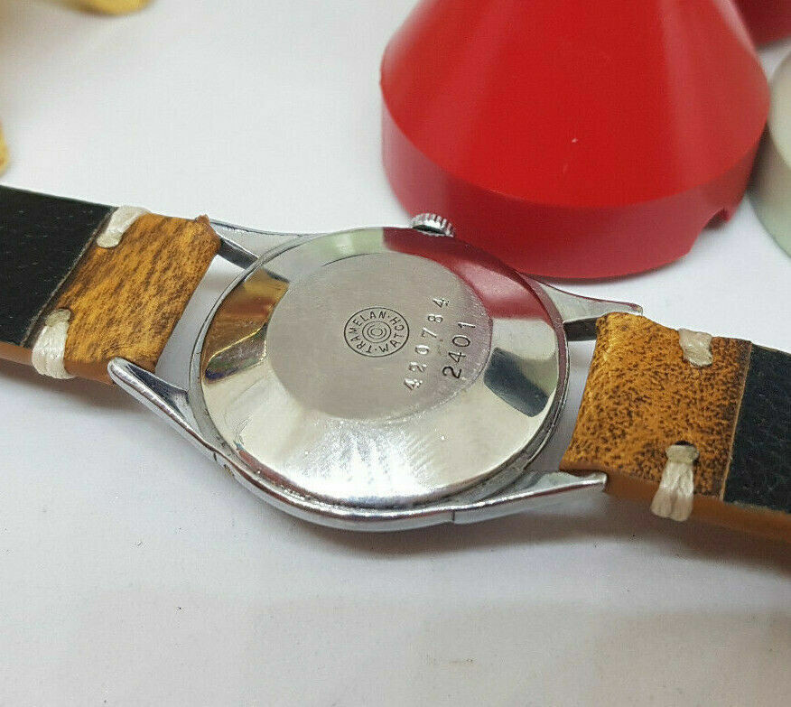 RARE VINTAGE DAMAS TRIPLE CALENDAR MOON DIAL MANUAL WIND MAN’S WATCH