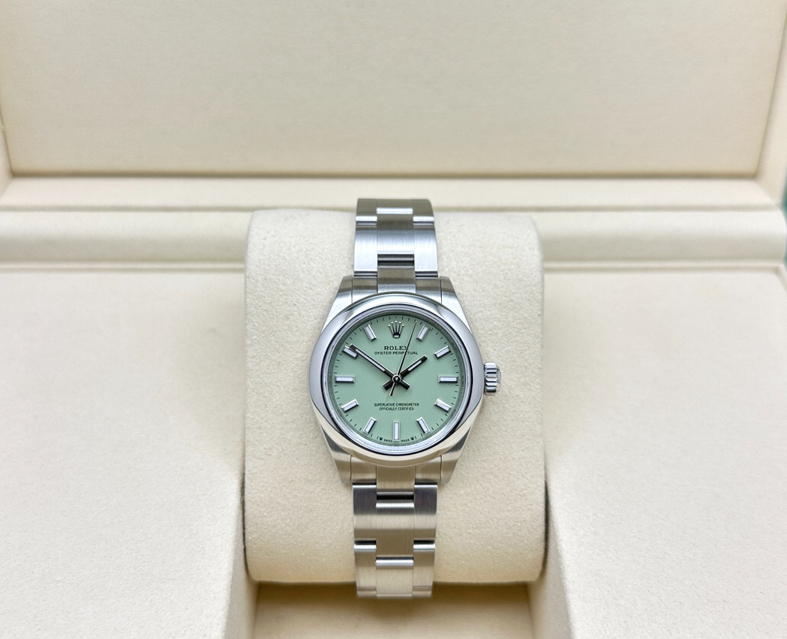 Brand New Rolex Ladies Oyster Perpetual 28 276200 PISTACHIO Dial Steel Full Set