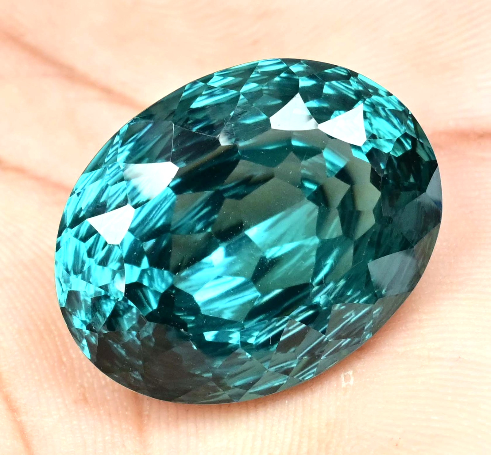 59.05 Ct Flawless Natural Greenish Neon Blue Paraiba Copper Tourmaline Gemstone