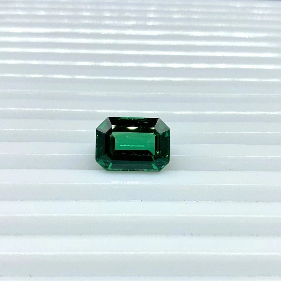 Untreated Natural AA+ 10 Ct Colombian Green Emerald Certified Loose Gemstone