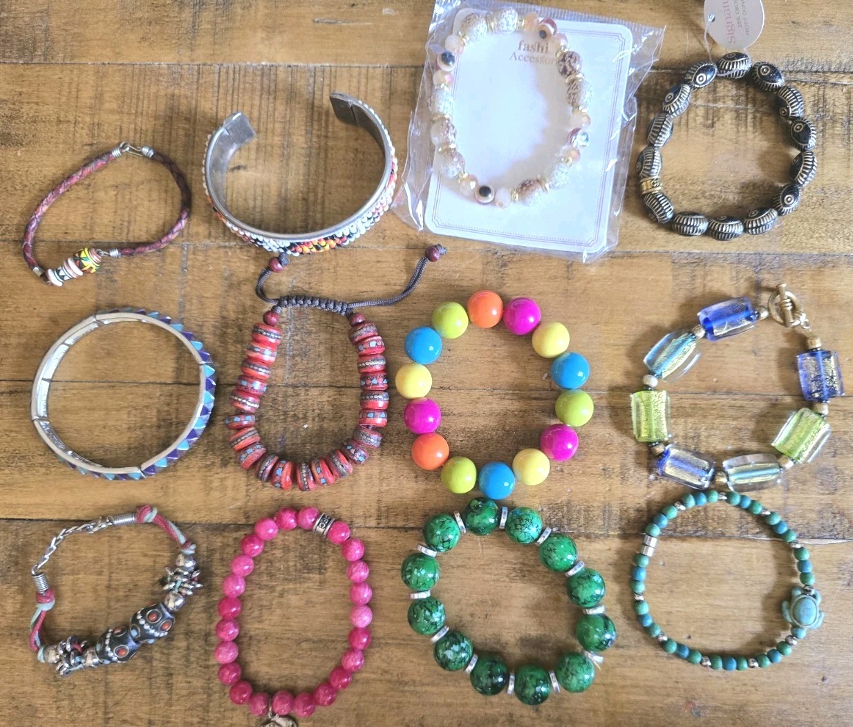 Lot of 27 Mixed Style Bacelets Beaded Stone Acrylic Glass Costume