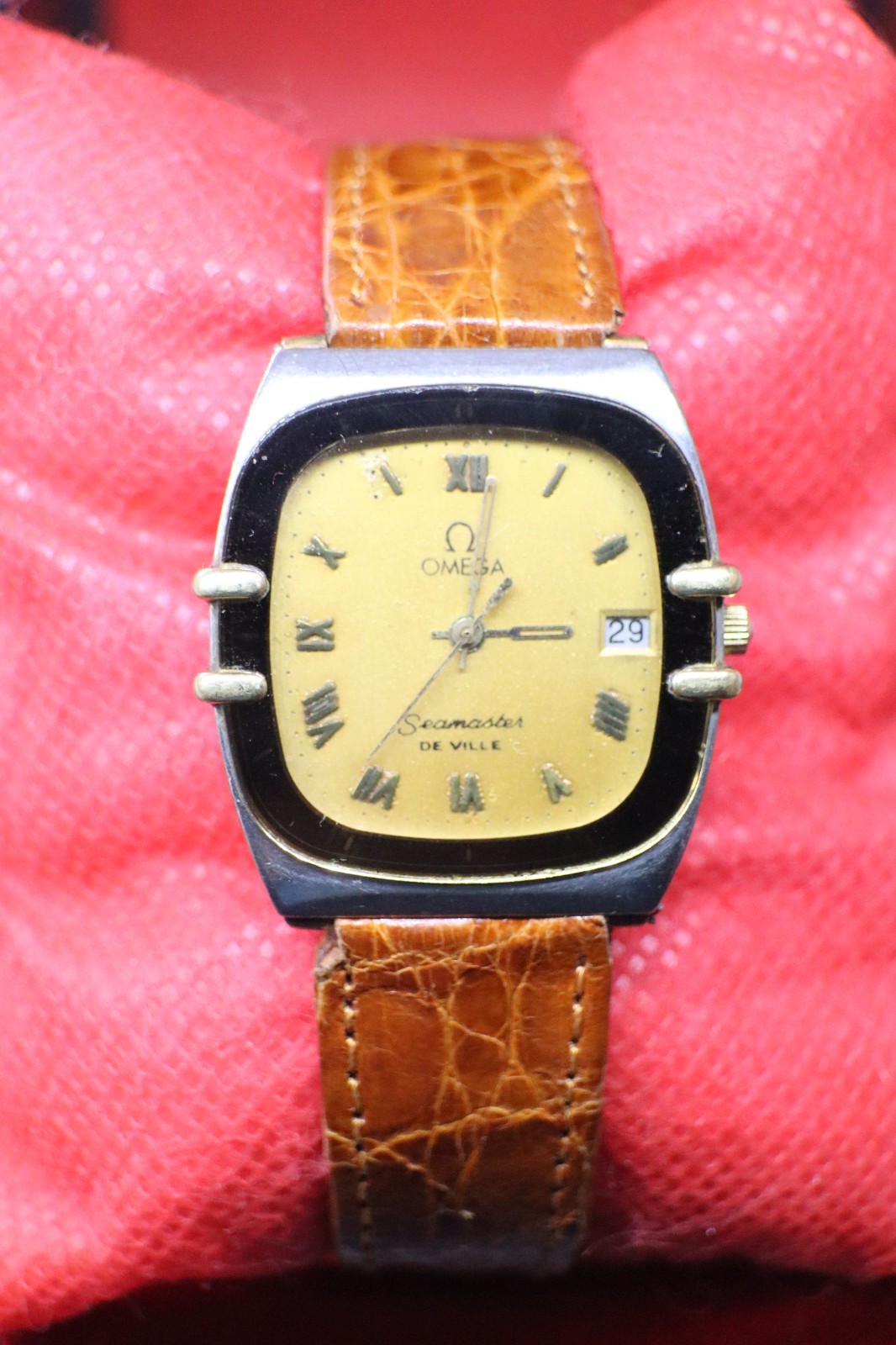 Omega Seamaster De Ville 1431 Vintage Quartz Date Swiss Made Men’s Watch