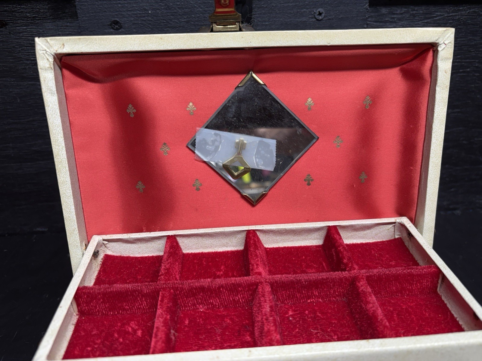 Vintage White/Cream Jewelry Box With Red Velvet Lining, Mirror And Key See Pics