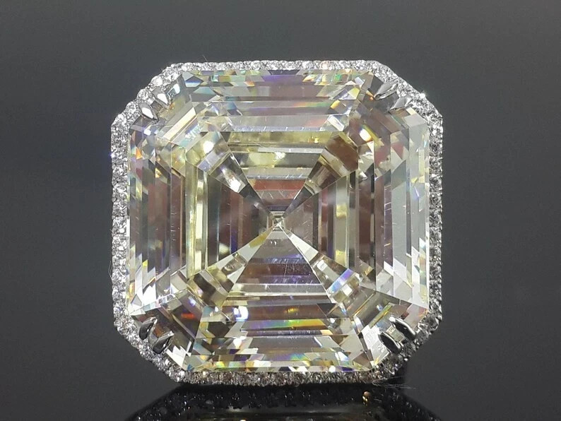 RARE 10.10 Ct White Diamond Solitaire Ring With Certificate, Amazing Bling !