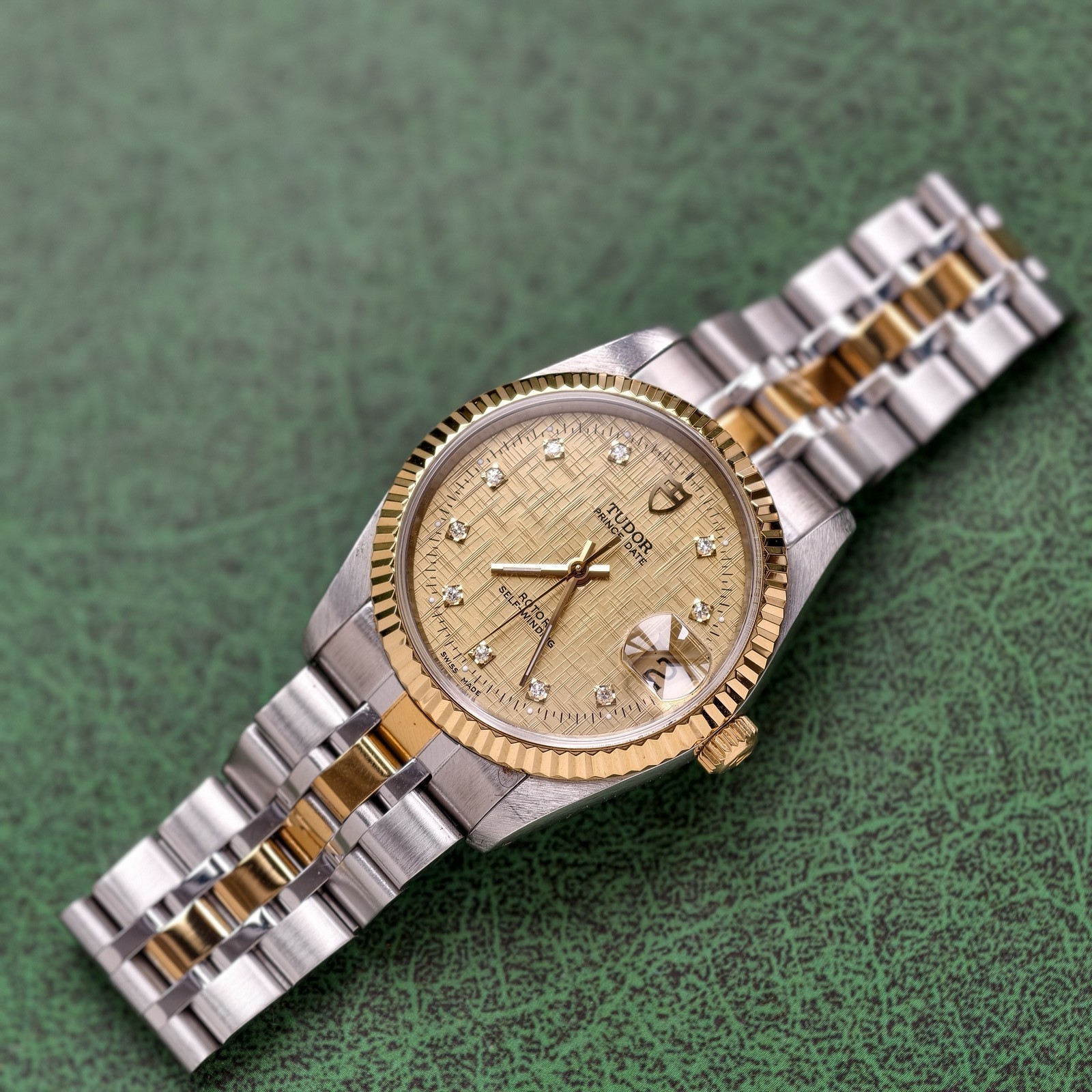 Tudor 10 Graph scale Champagne Dial Prince Date 74033 Men’s Watch Automatic 34mm