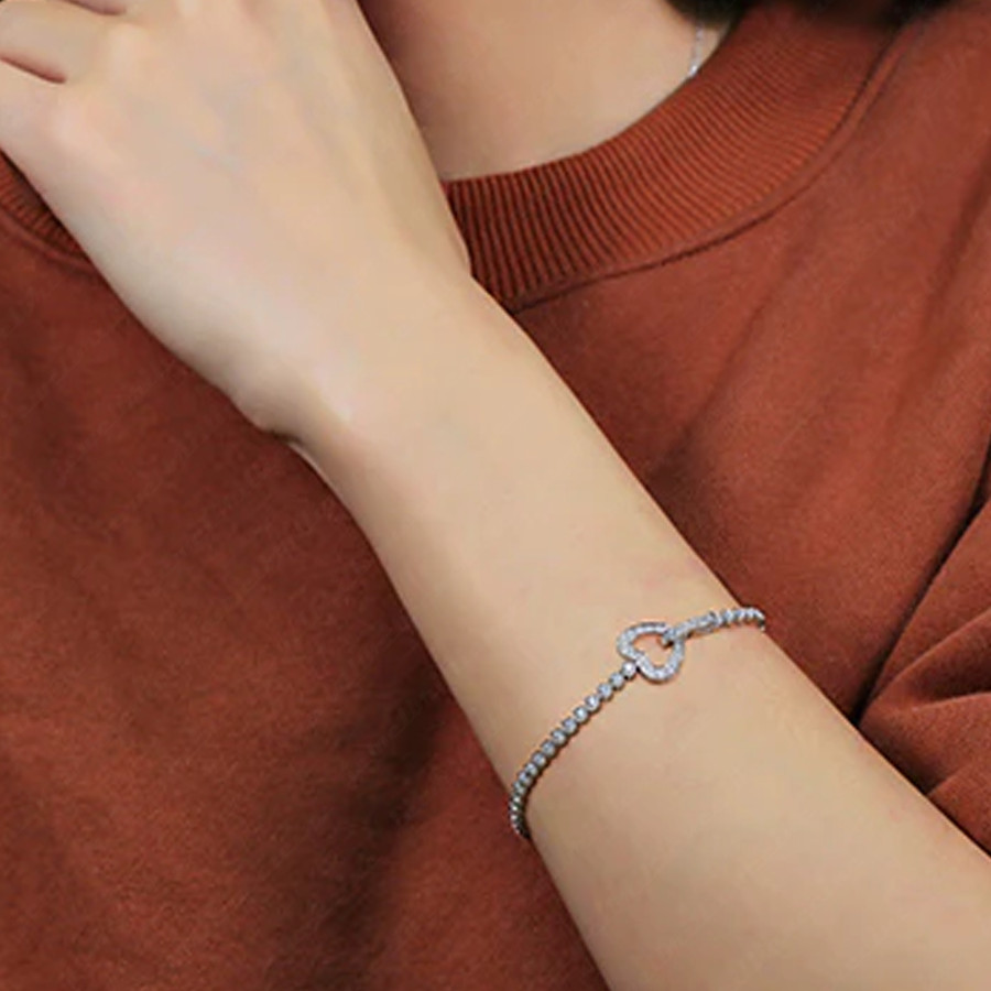 9.35Ctw Round Moissanite Bezel Heart Shape Tennis Bracelet 14K White Gold Plated