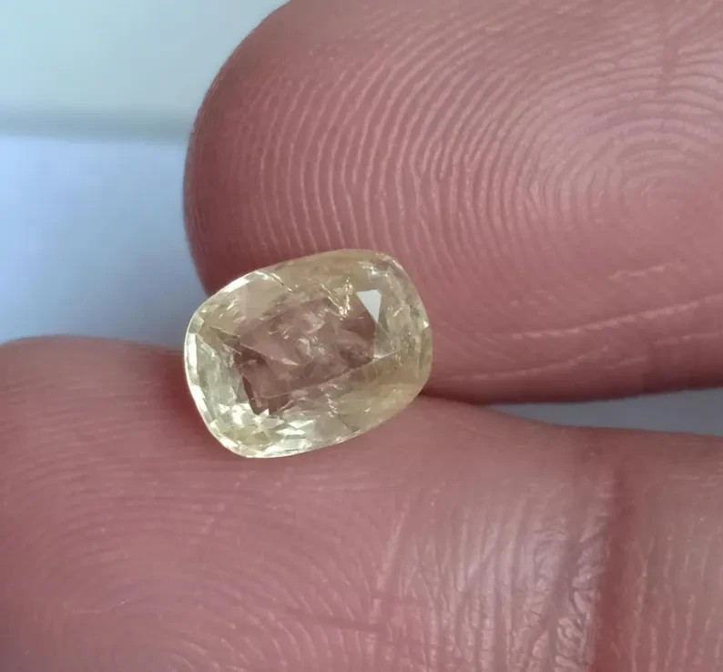 Sri Lanka Yellow Color Sapphire Natural Gemstone for Statement Jewelry 1.83 Ct