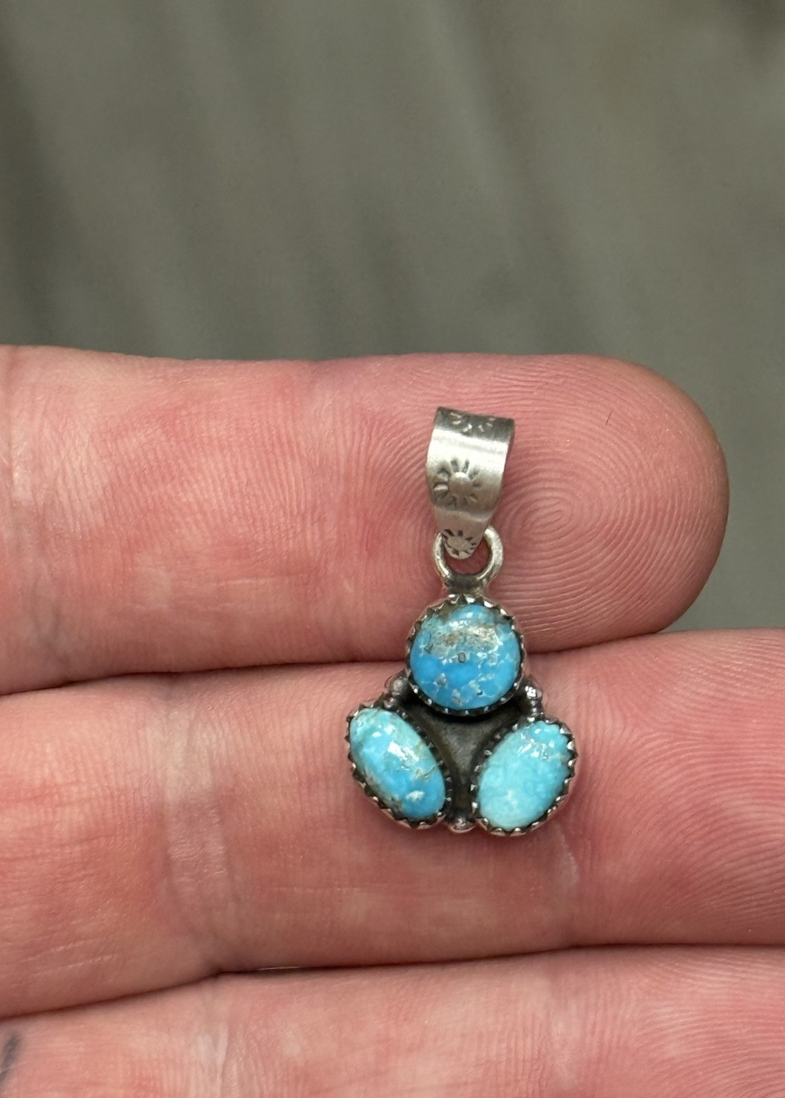 STERLING SILVER WHITE WATER TURQUOISE 3 STONE MIX SHAPE CLUSTER PENDANT .925