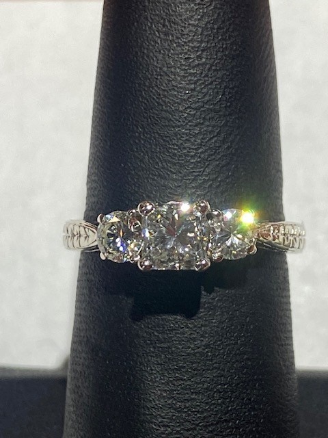 14K White Gold Princess Diamond Engagement Ring 1.03 CTW Size 7 Weig (MP3061116)