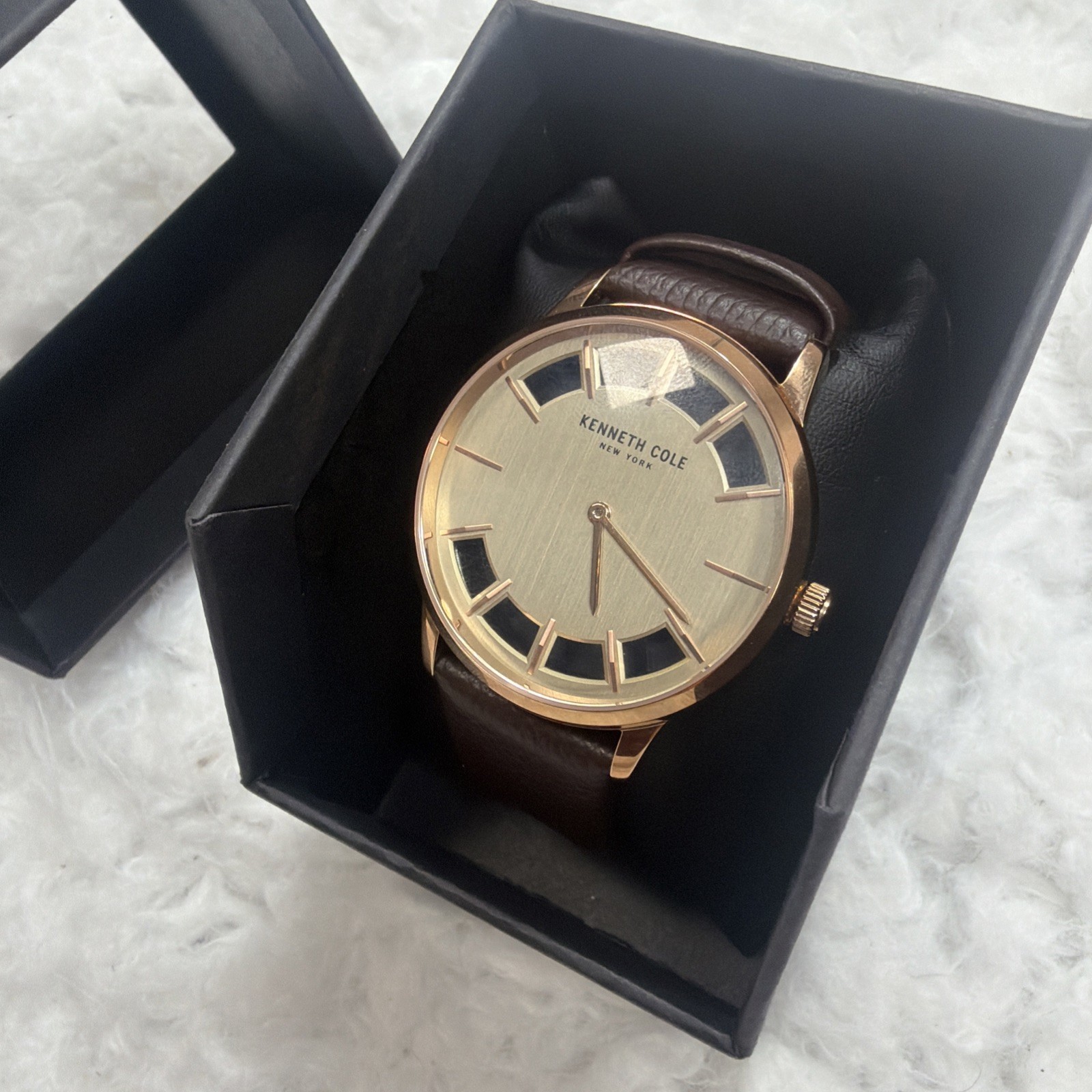 Mens Kennth Cole New York Watch Dress Formal Champagne Face Leather Strap New!