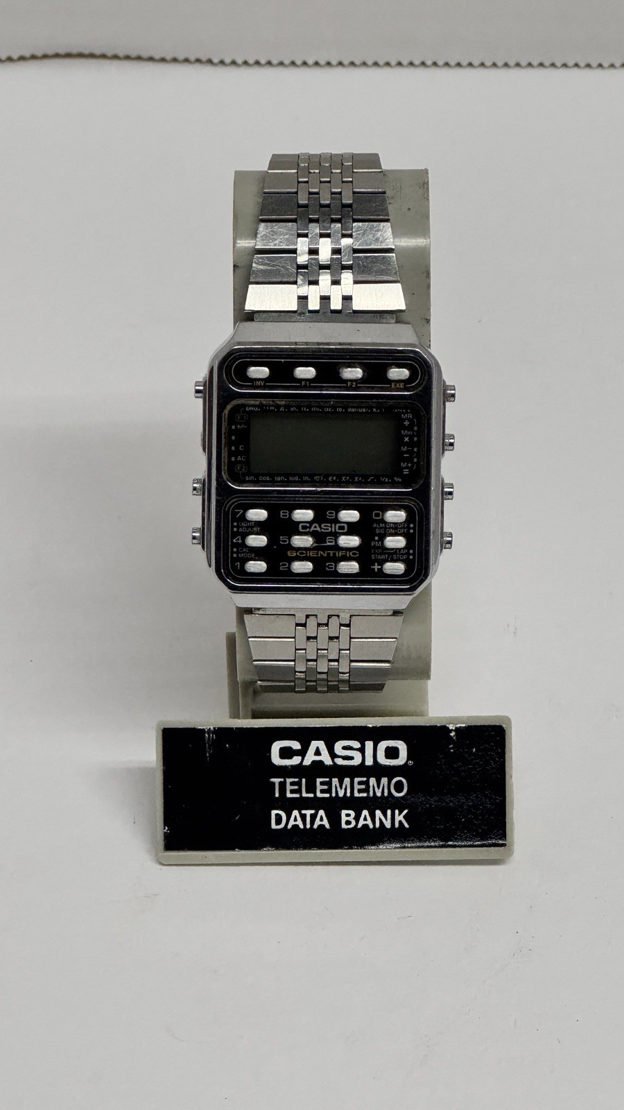 Casio CFX-200 Scientific Calculator Watch Vintage 197 Model, Made in Japan 1983