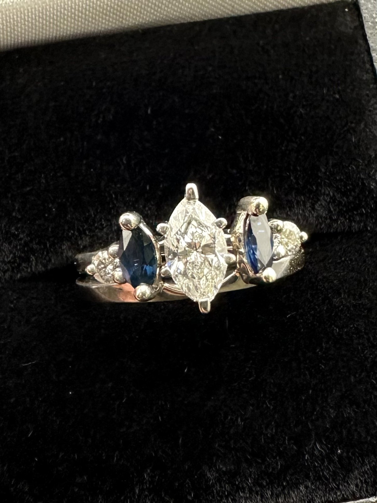 14k White Gold 0.57ctw Marquise Diamond & Sapphire Accent Ring 2.80dwt