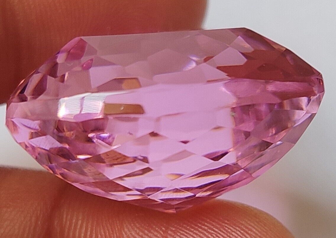 AAA+ 99.20 Ct. Large Pink Kunzite Trillion Cut Loose Gemstone @Women Gift/Her