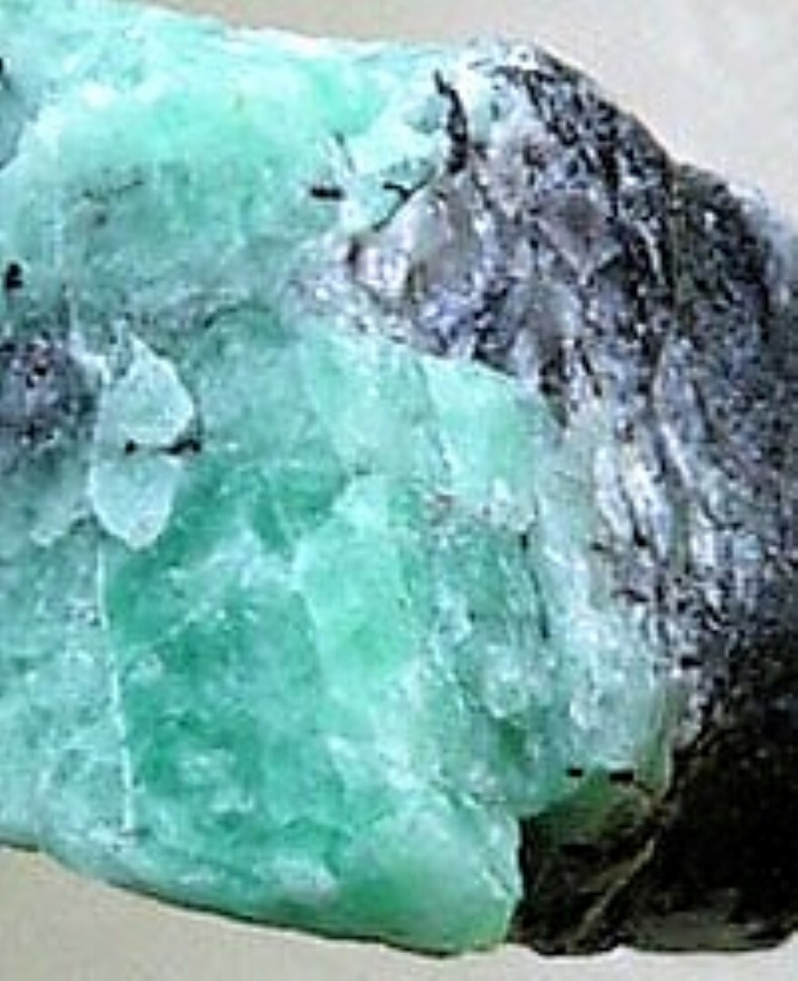 EMERALD ROUGH GEM LOT 1000 CARAT COLOMBIAN GENUINE NATURAL UNCUT BERYL RAW ROCK