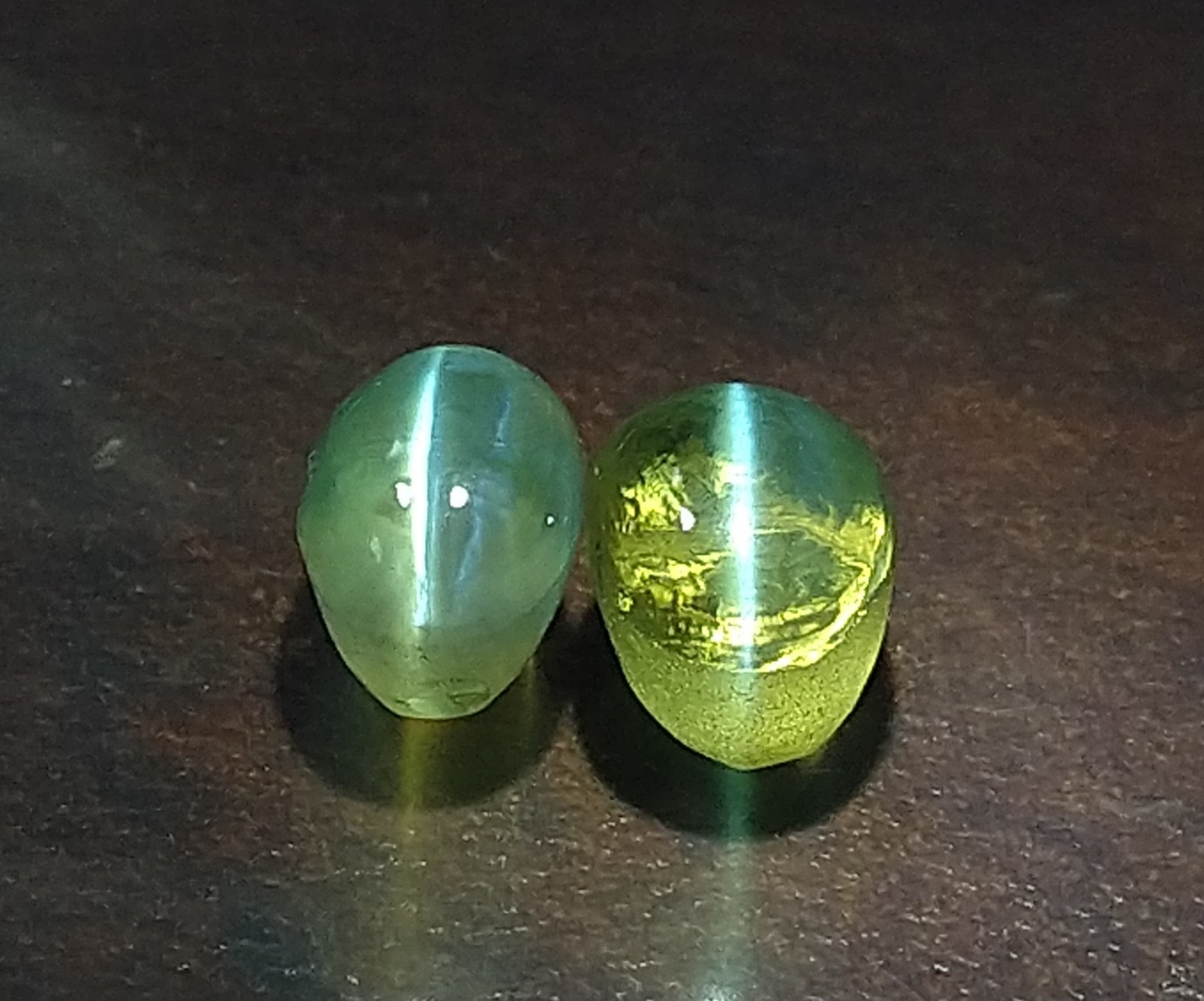 Natural Chrysoberyl Cat’s Eye 1.90ct – 2pcs – Sri-Lanka.
