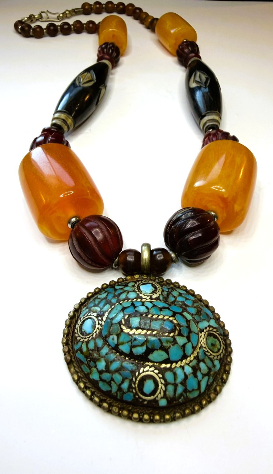 Vintage Tibetan Style Mosaic Pendant Necklace Butterscotch Resin Bone Beads 26″