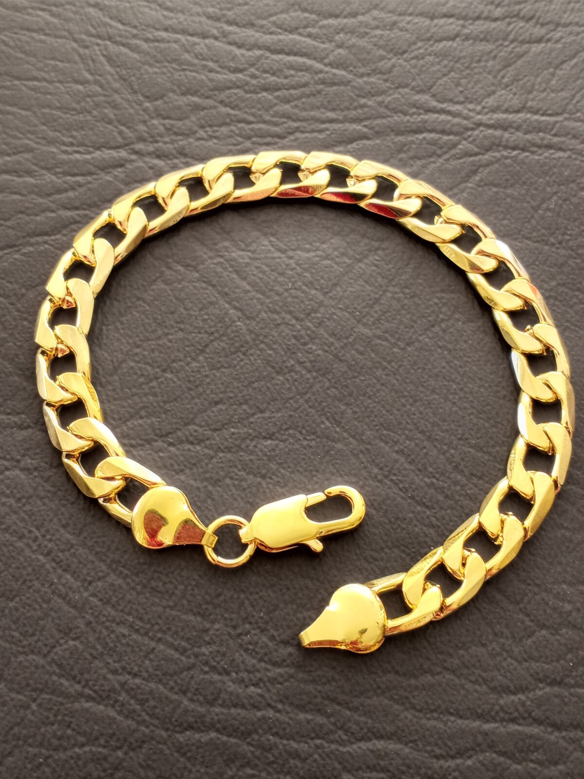 NEW SUPER NICE 18k GOLD PLATED GEOMETRIC CHAIN BRACELET 8MM APPROX. 8 ” LONG