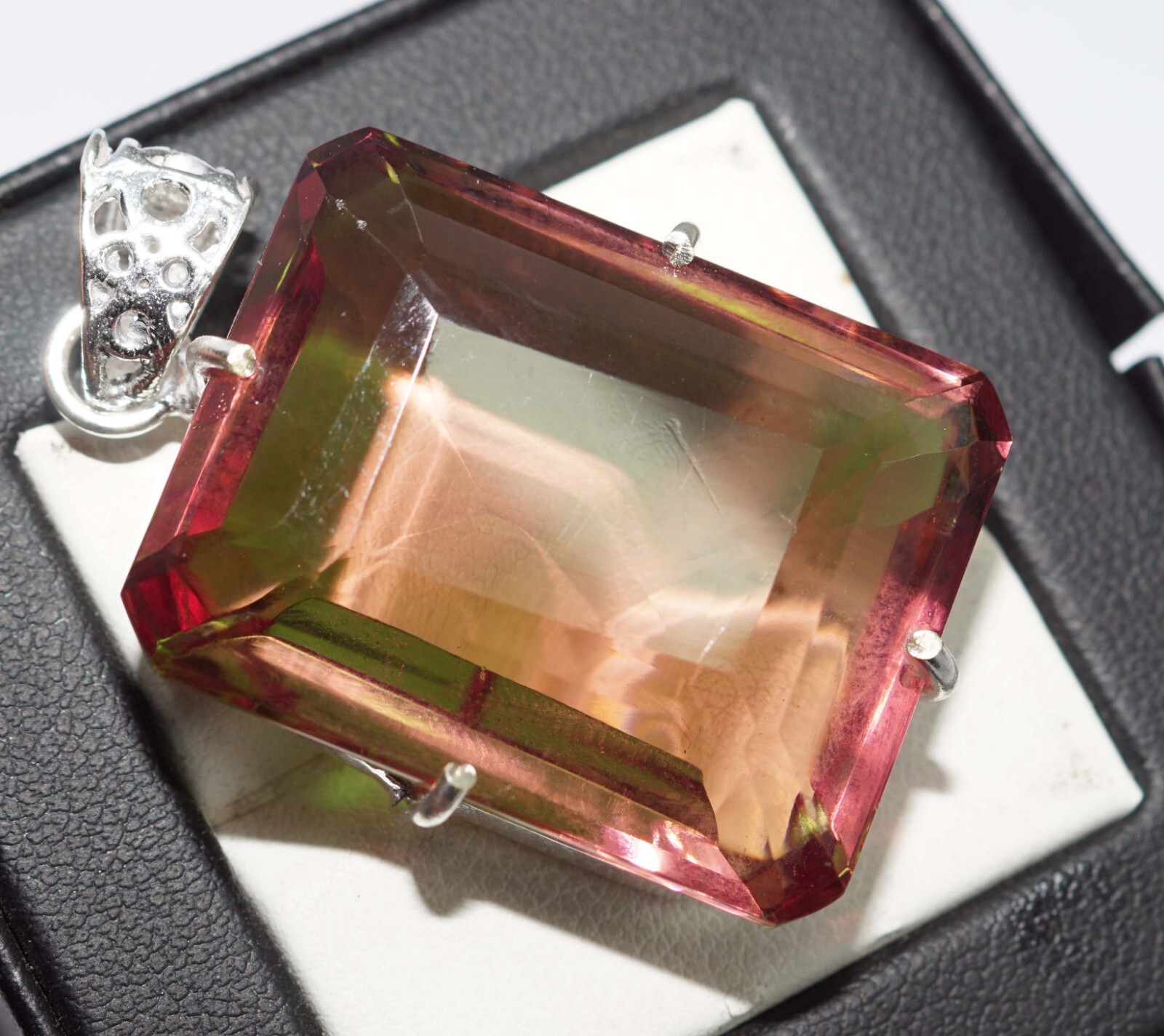 AAA+ GIE Certified 73.45 Ct Natural Zultanite 7 Color Pendant 925 Silver Jewelry