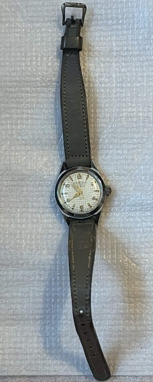 Vintage Aureole Women’s Mechanical Watch. Running. Leather Band