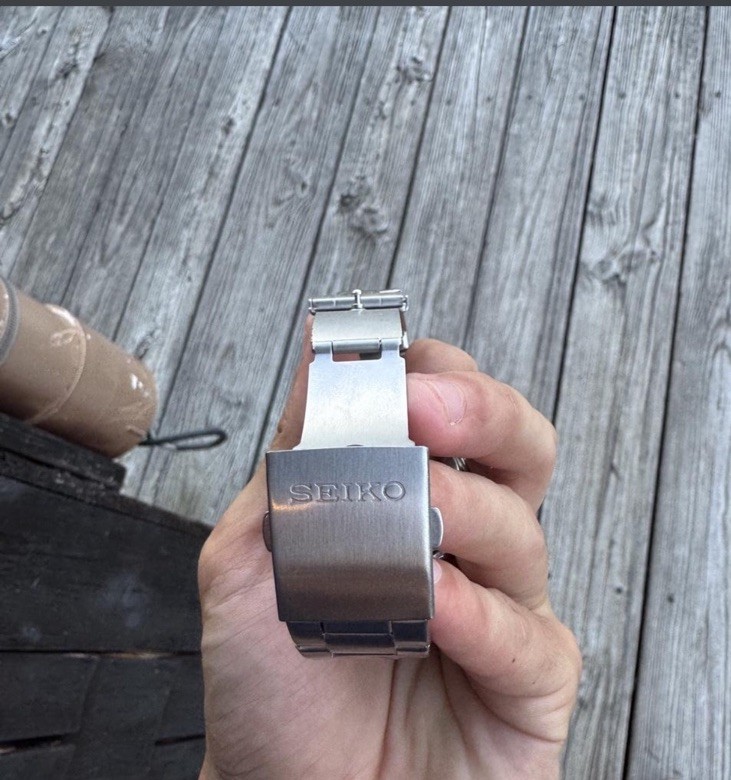 Seiko Prospex Speedtimer Chromongraph Solarquartz Salmon Dial 39mm 100m