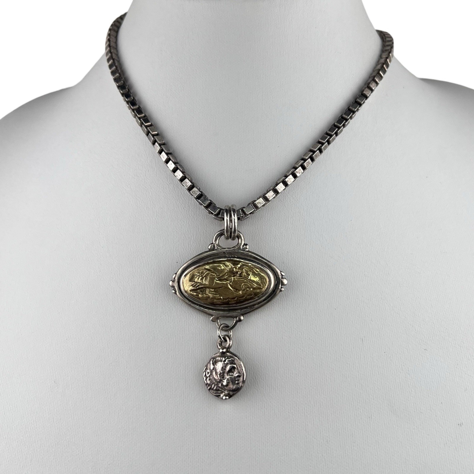 Reversible Pendant Chariot Lion Sterling Silver Necklace 3.9mm Box Chain 16″ 60g