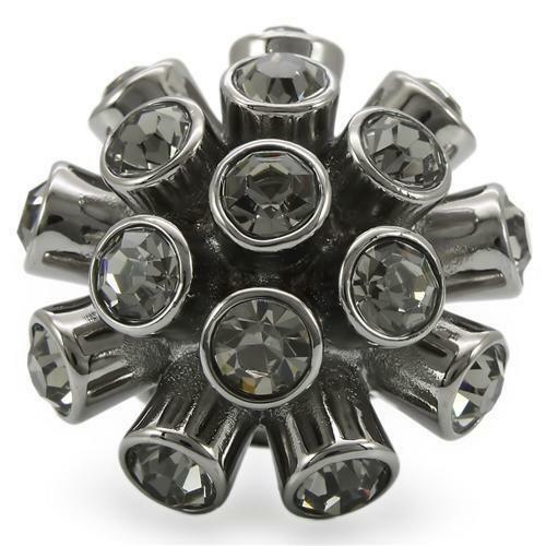 0W306 – Ruthenium Brass Ring with Top Grade Crystal in Jet