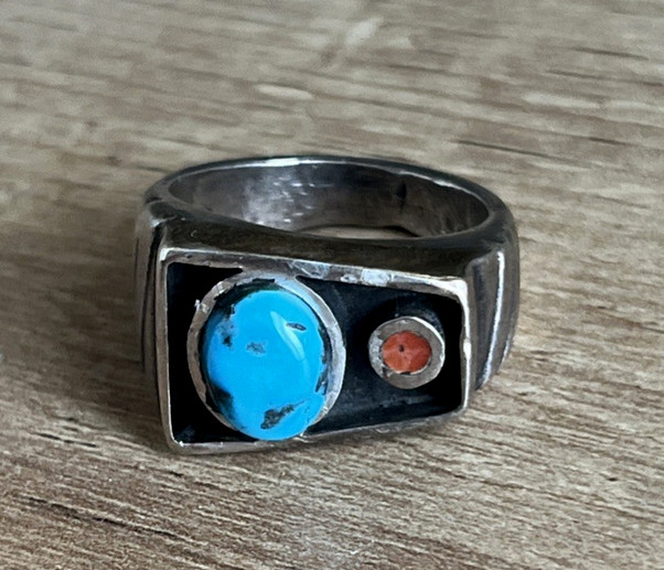 Vintage Southwestern BLUE TURQUOISE & RED CORAL Ring-Size 10-VERY NICE!!