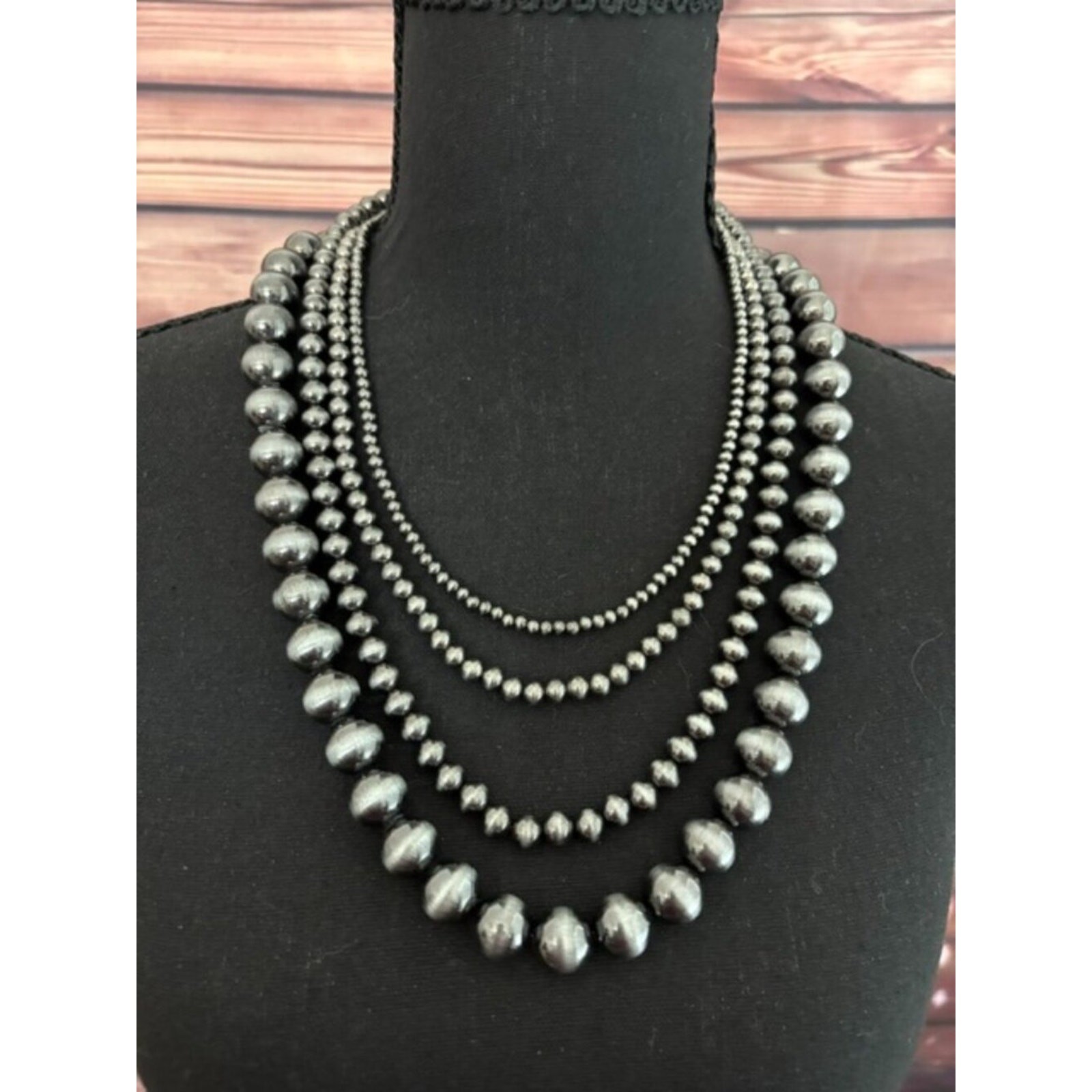 Tipi Western 4 Layered Navajo Style Pearl Necklace NWT