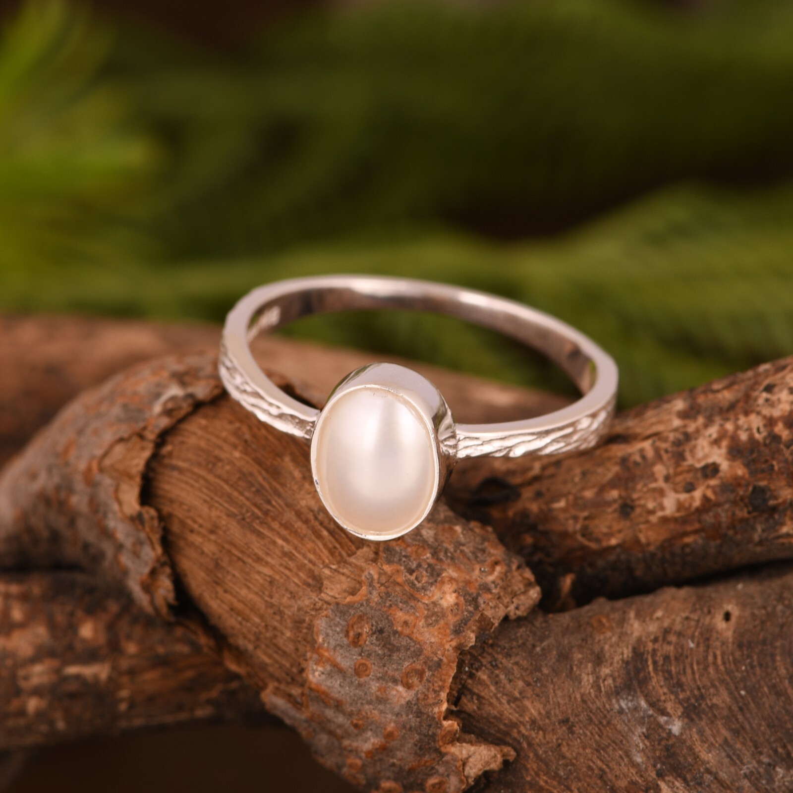 Oval Shape Natural Pearl Gemstone 925 Sterling Silver Engagement Women’s Ring