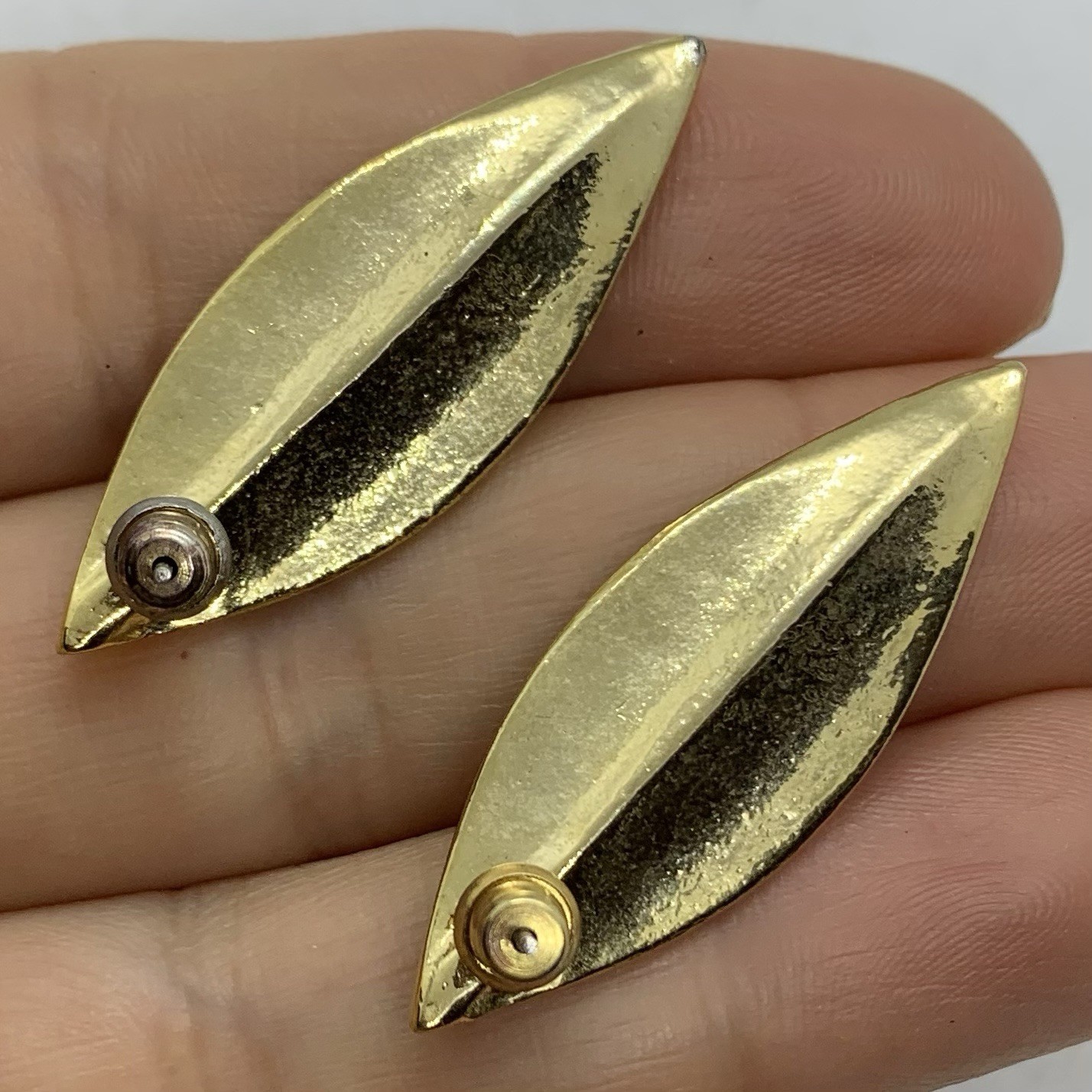 Vtg Retro Mustard Yellow Enamel Leaf Boho Earrings Drop Gold Tone Post