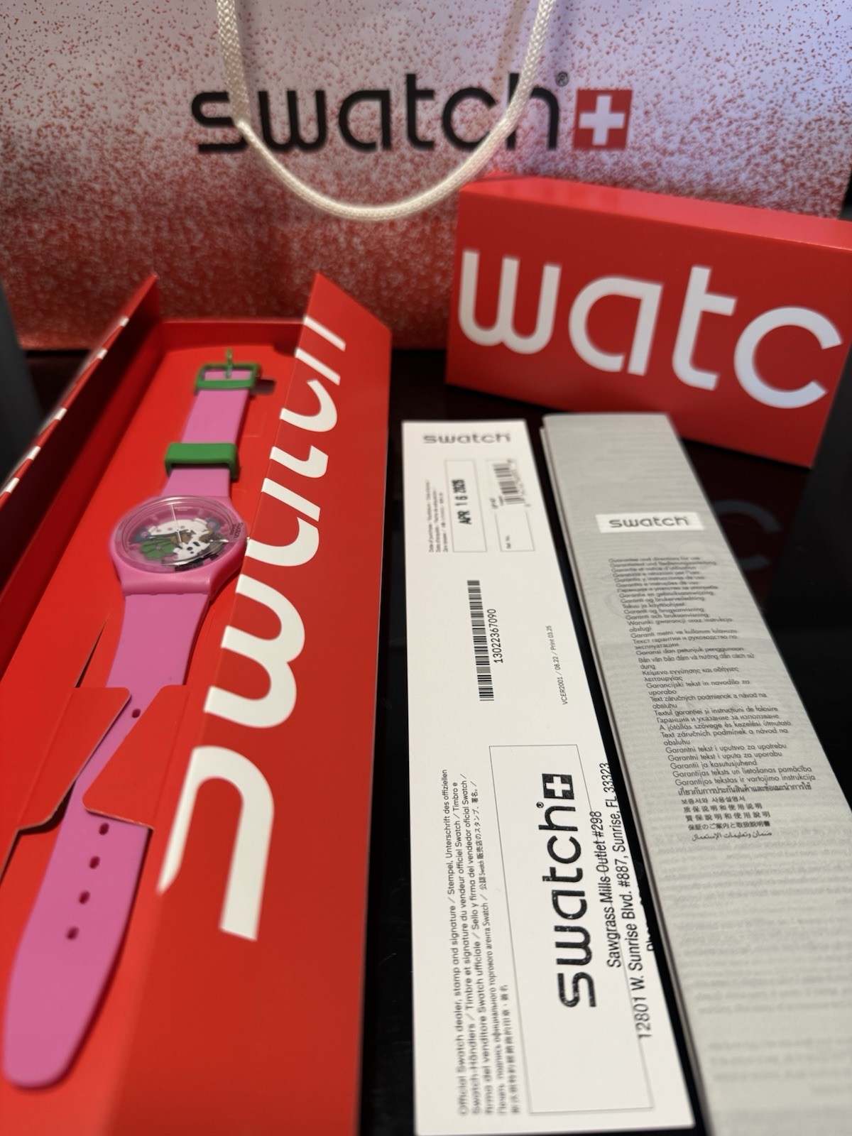 NEW🚨 Swatch Originals FLOWERFULL GET LUCKY GP147 34mm Limited Edition Watch