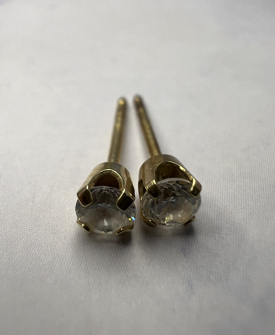 Vintage Studex .585 14k Yellow Gold Cubic Zirconia Stud Earrings