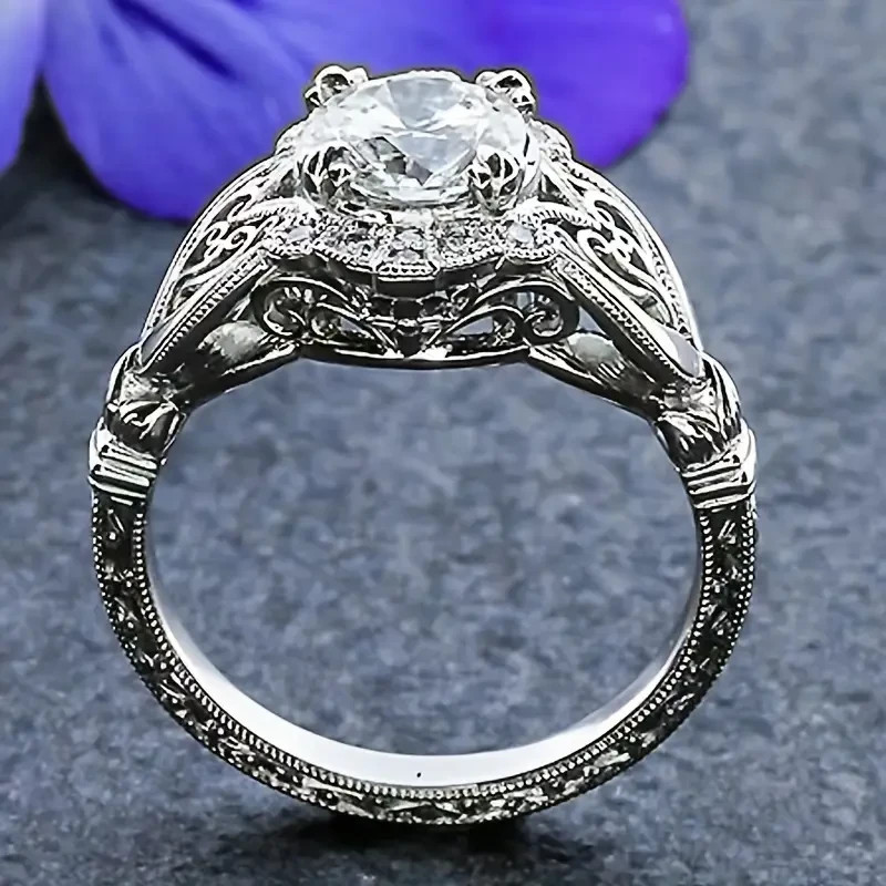 Elegant 925 Sterling Silver White Topaz Charms Wedding Engagement Ring Size 8