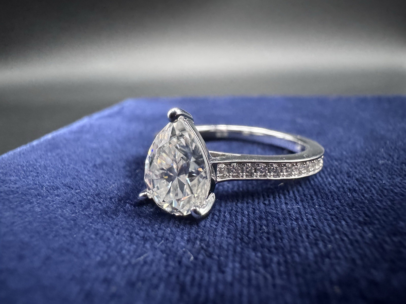 2.0 CTW Pear Cut Moissanite Engagement Ring 925 Sterling Silver Rhodium CoatVVS1
