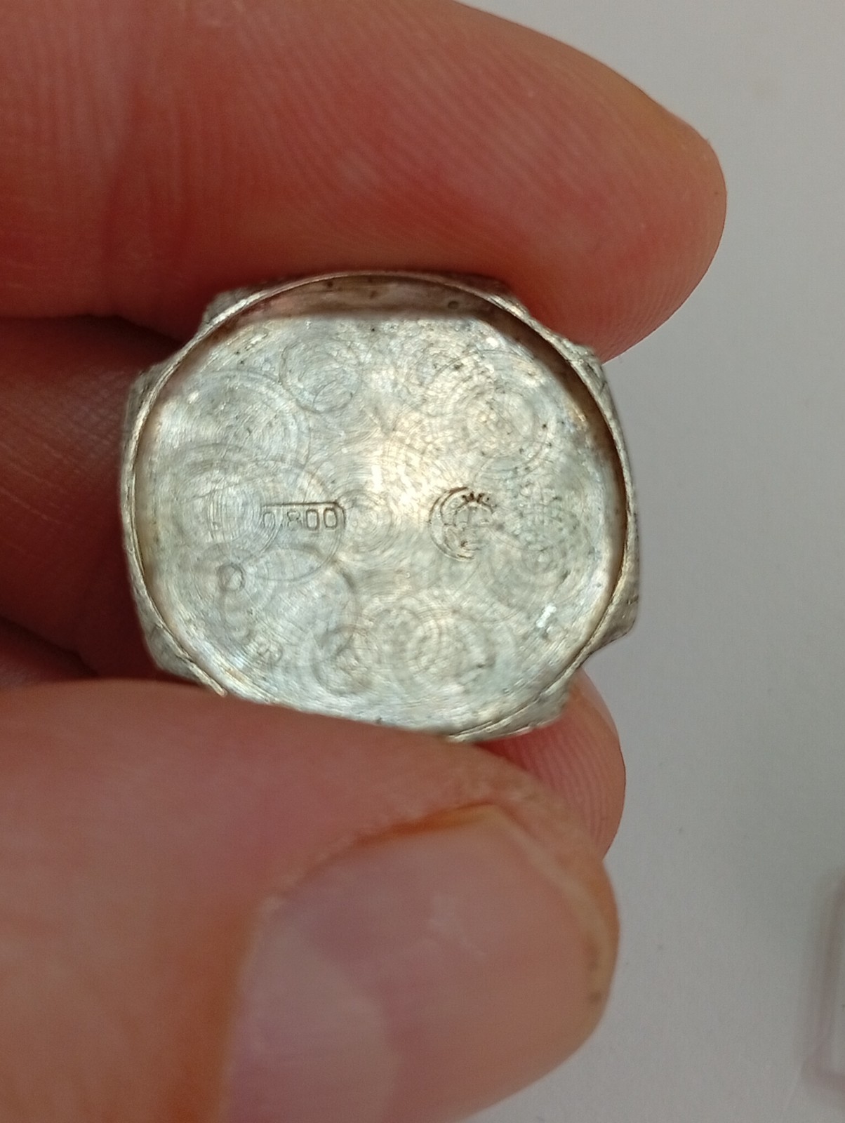 Vintage Rivoli Japan Quartz woman’s Watch – 800 Silver Case – For Parts