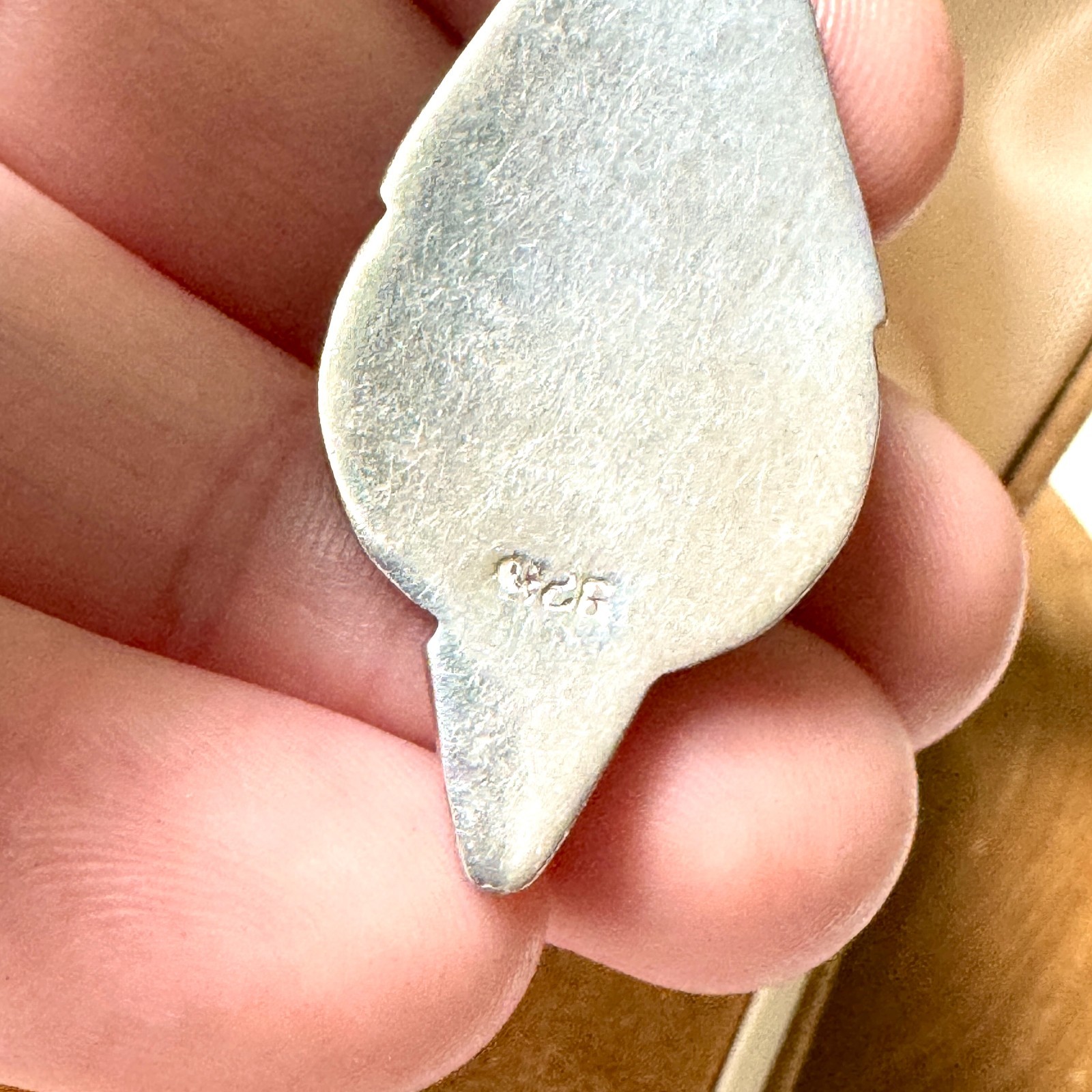 Vintage Sterling Silver 925 Filigree Scrollwork Pendant Necklace 46cm Garnet
