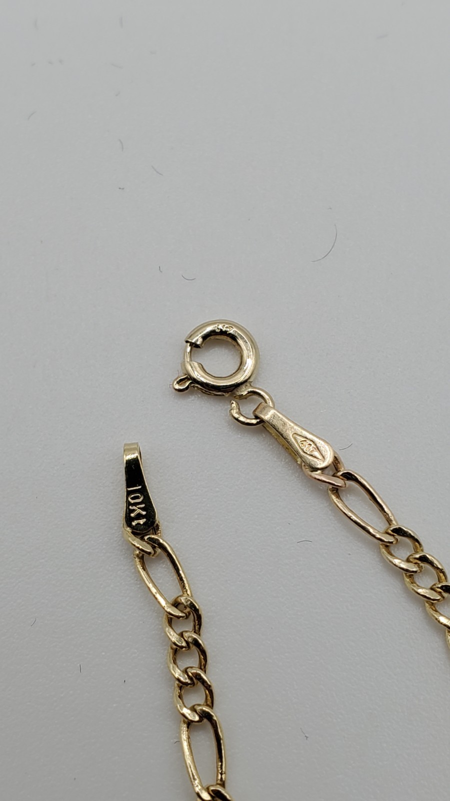 10K Yellow Gold Figaro Bracelet 2.5mm 7.25″ Women Italy, NEW