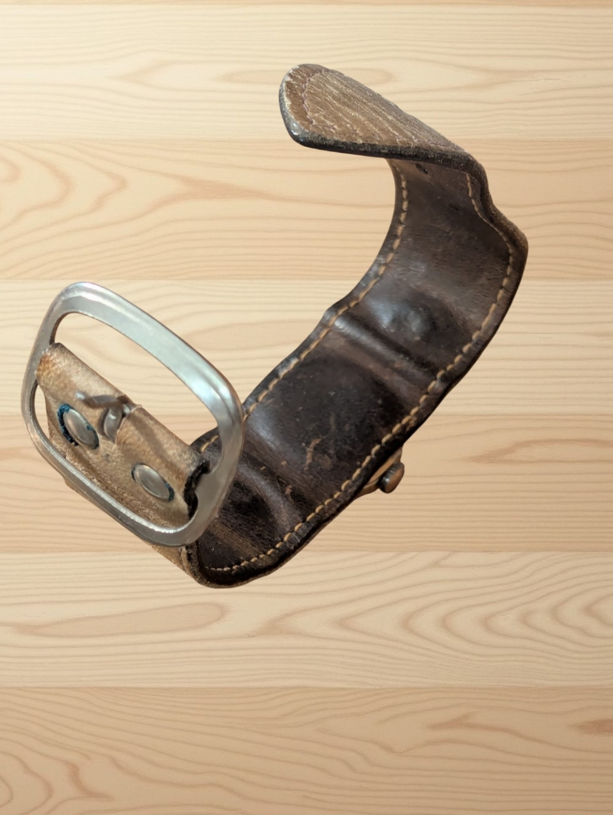 Mickey Mouse Vintage Ingersoll Watch original watch band – – needs repair
